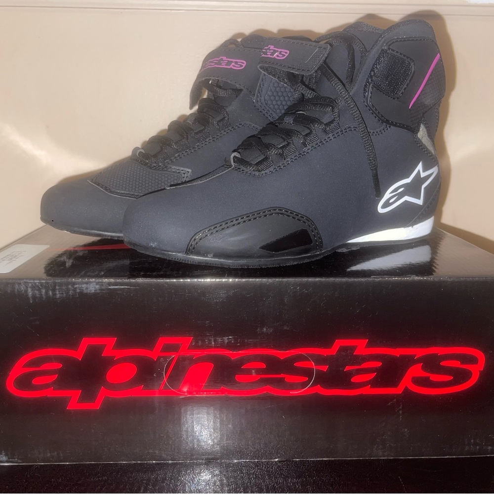 Alpinestars Women's Black & Pink High-Top Riding Sneakers
